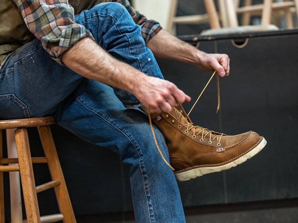 Bull Run Moc Toe 8" Tobacco Steel Toe | Danner For Sale