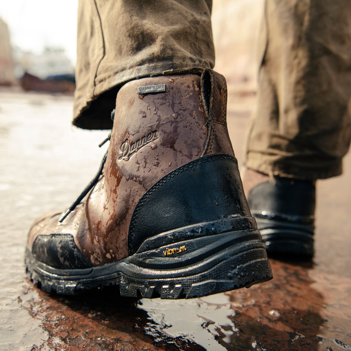 Stronghold Dark Brown Composite Toe (NMT) | Danner Discount