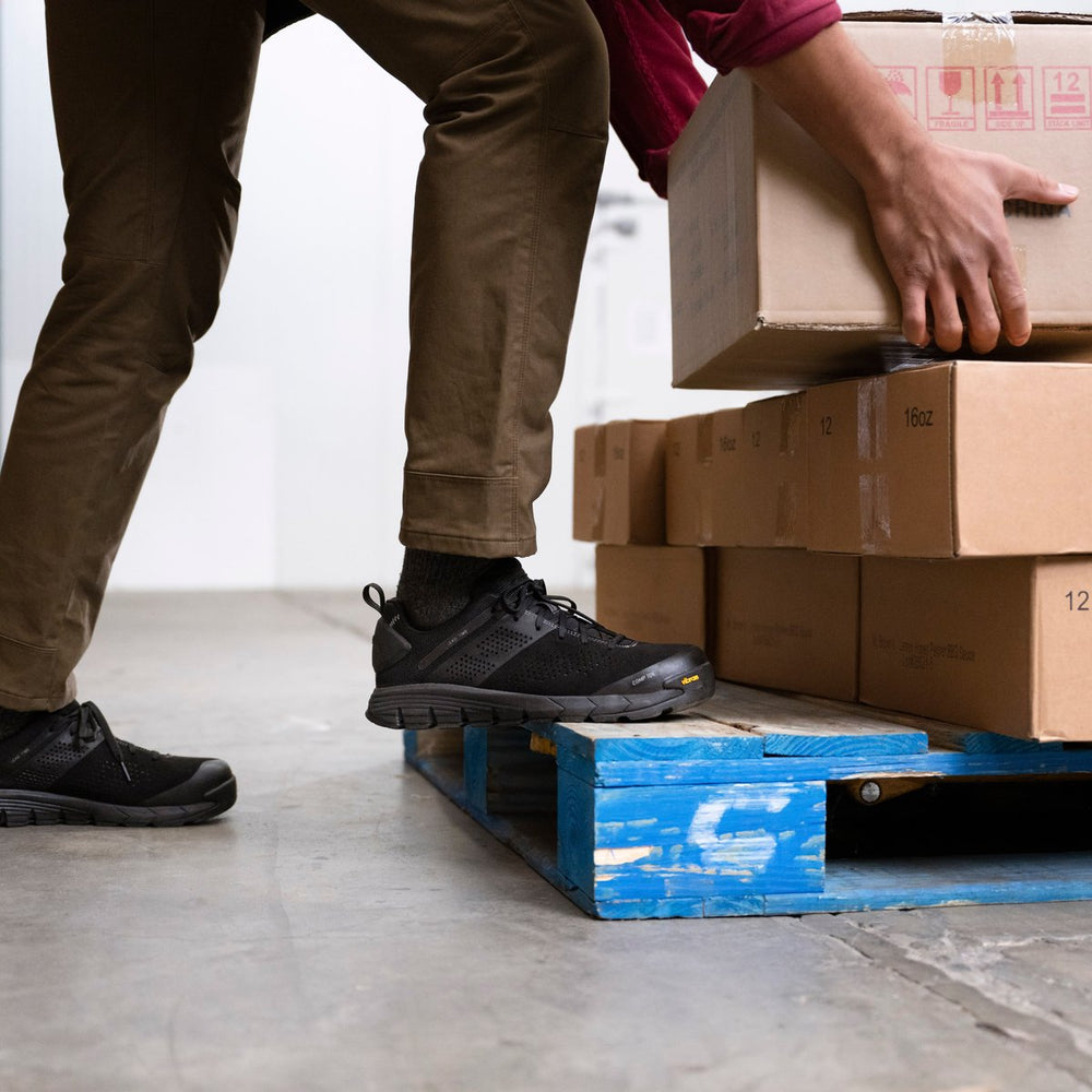 Lead Time Black Composite Toe (NMT) | Danner