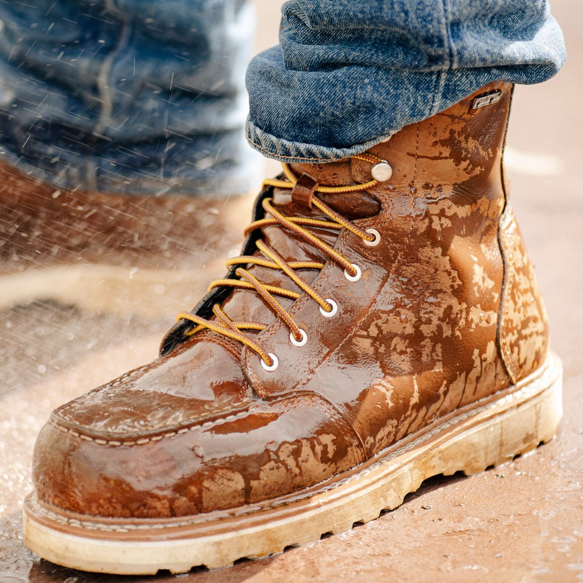 Cedar River 8" Brown | Danner