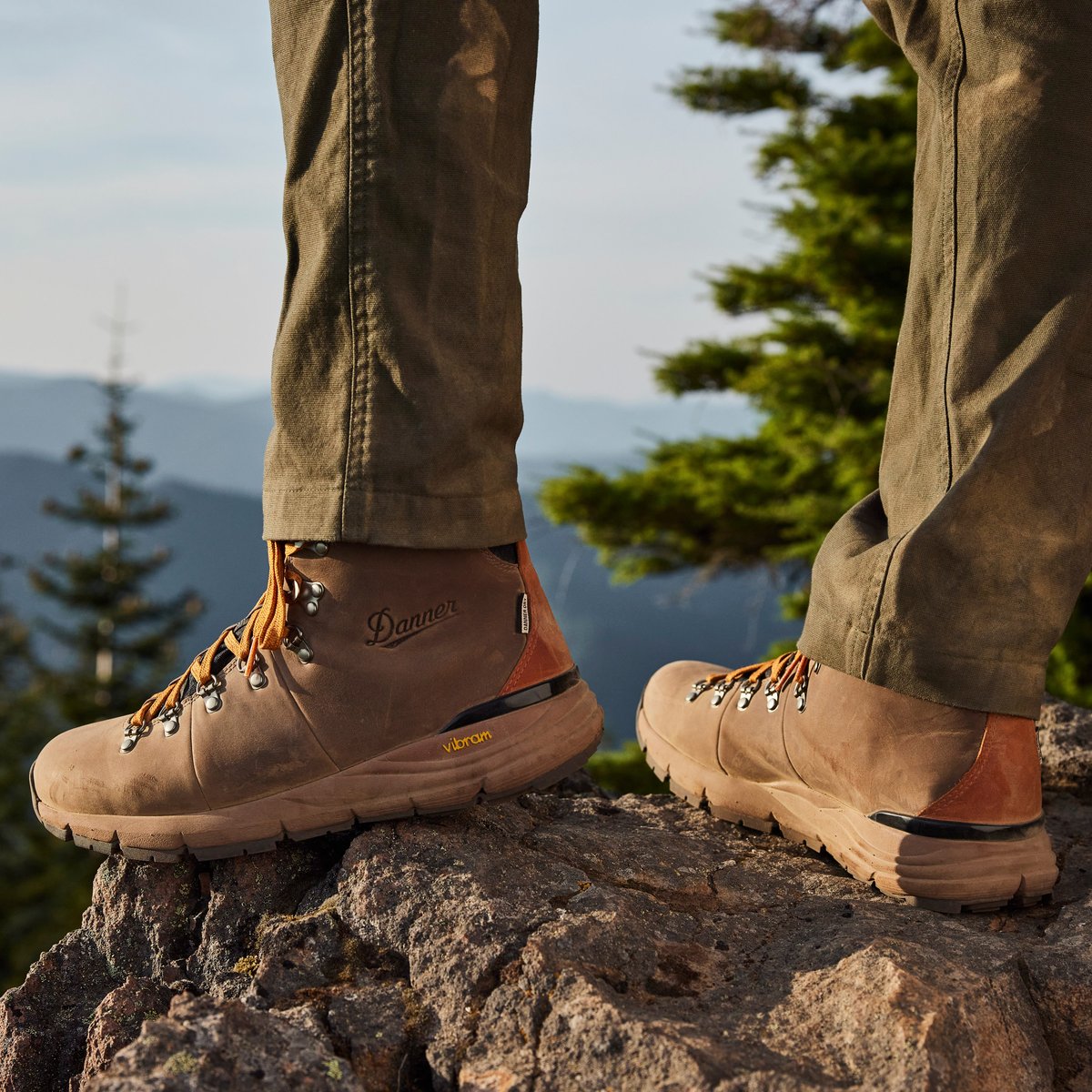 Mountain 600 Chocolate Chip/Golden Oak | Danner Discount