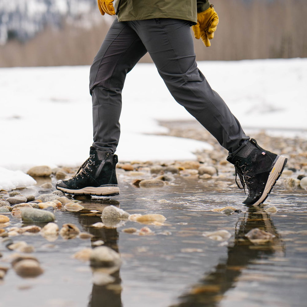 Arctic 600 Side-Zip Black/Brown Insulated 200G | Danner Discount