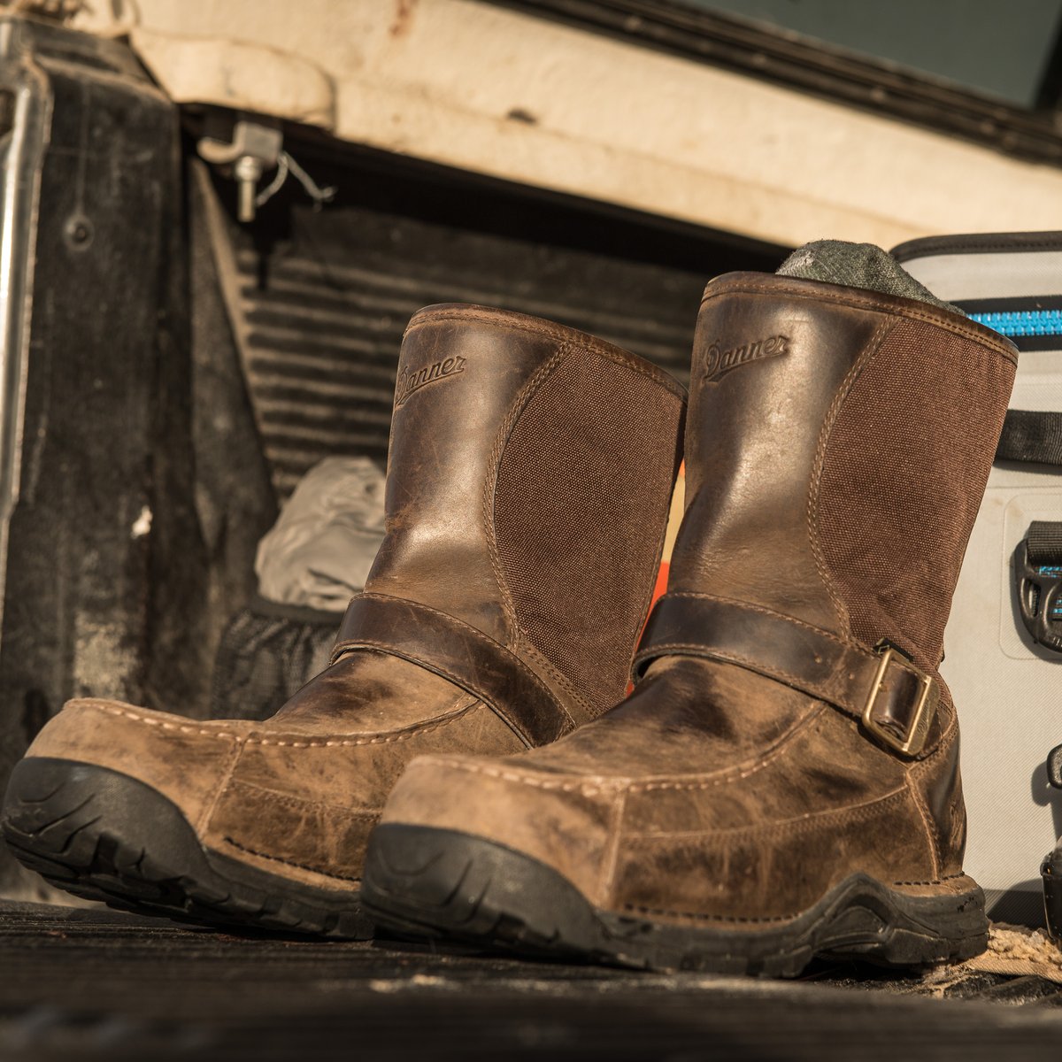 Sharptail Rear Zip 10" Dark Brown | Danner On Sale