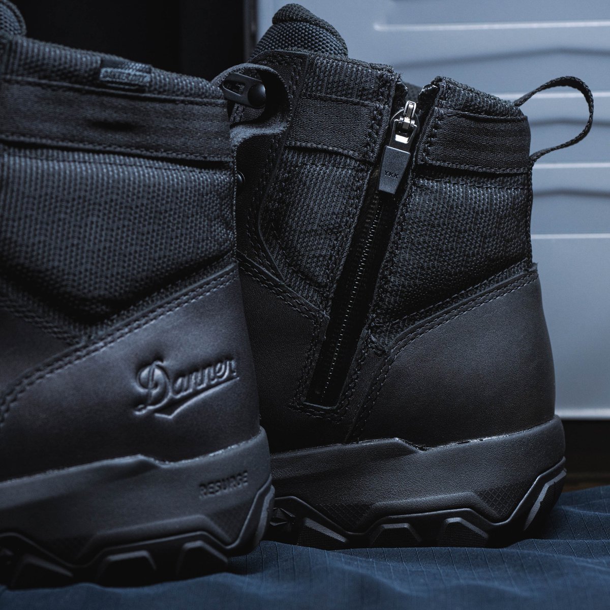 Sonic Side-Zip 6" Black | Danner Discount