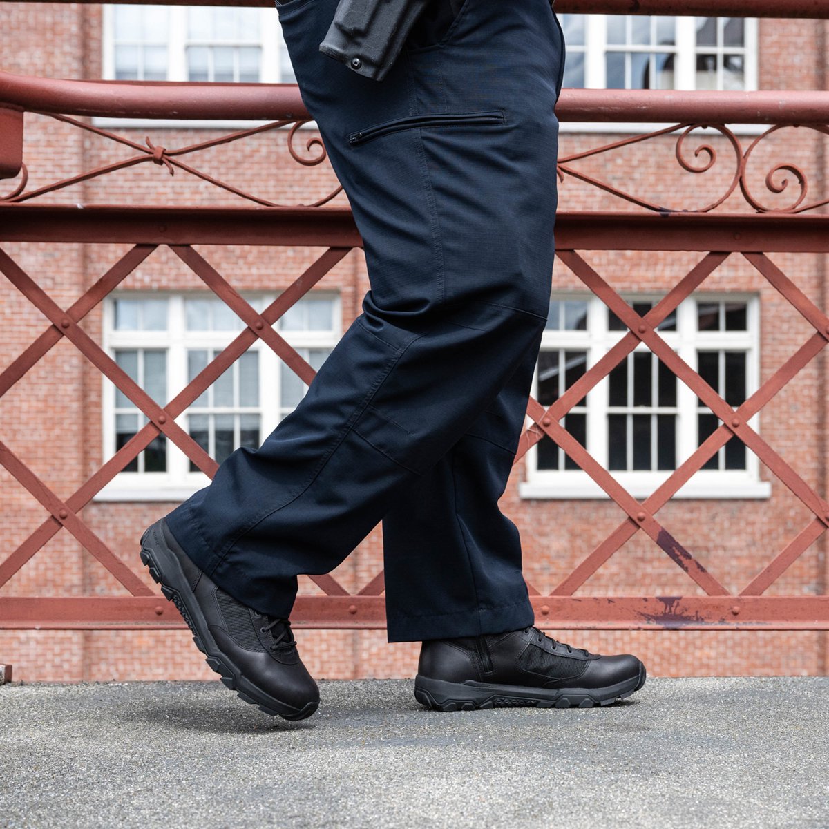 Sonic Side-Zip 6" Black | Danner Discount