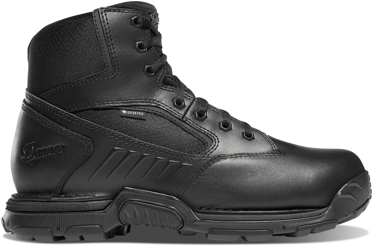 Striker Bolt Side-Zip 6" Black | Danner