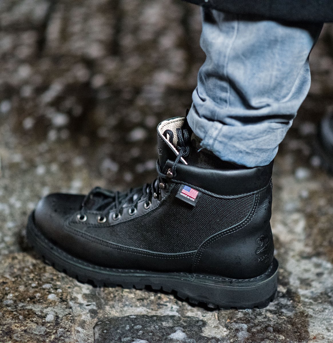Danner Light Black | Danner Discount