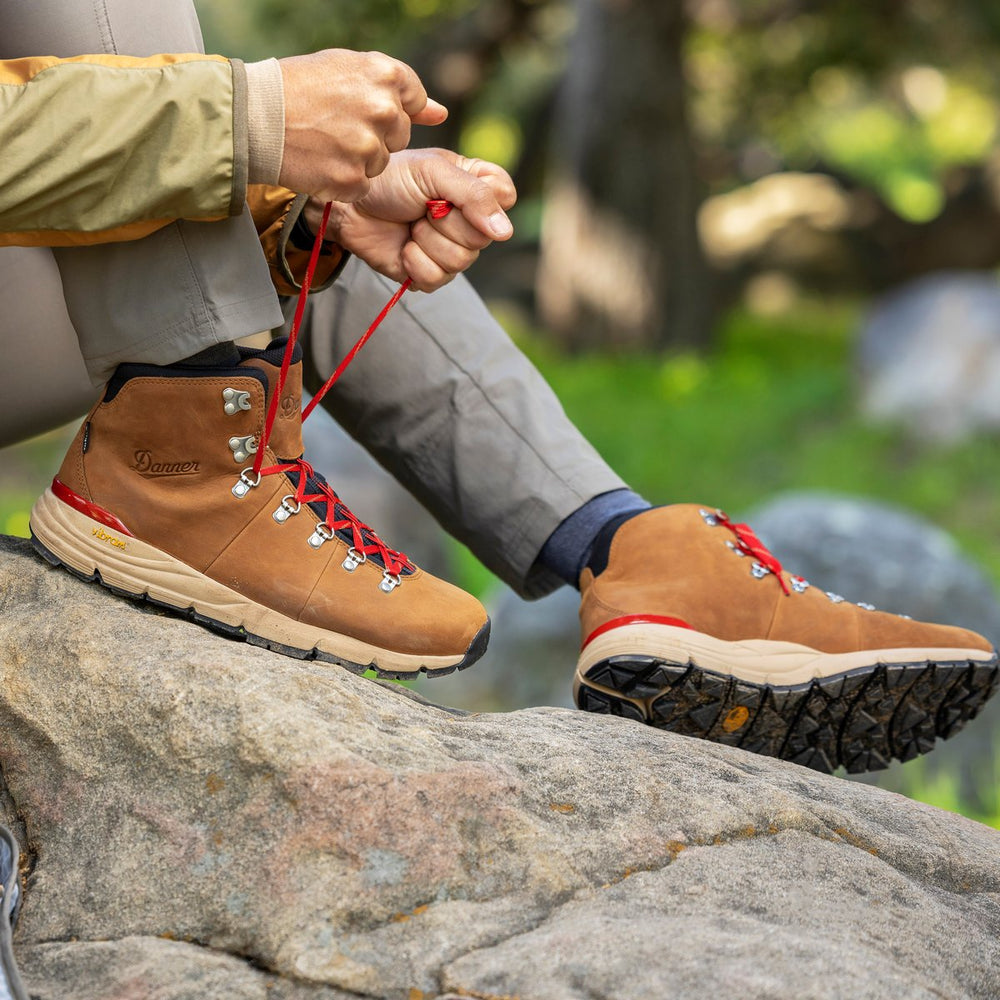 Mountain 600 Leaf GTX Grizzly Brown/Rhodo Red | Danner On Sale