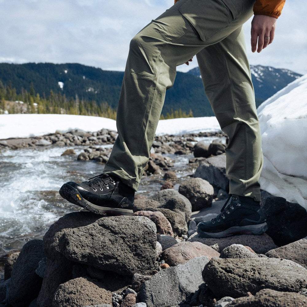 Inquire Winter Jet Black 200G | Danner On Sale