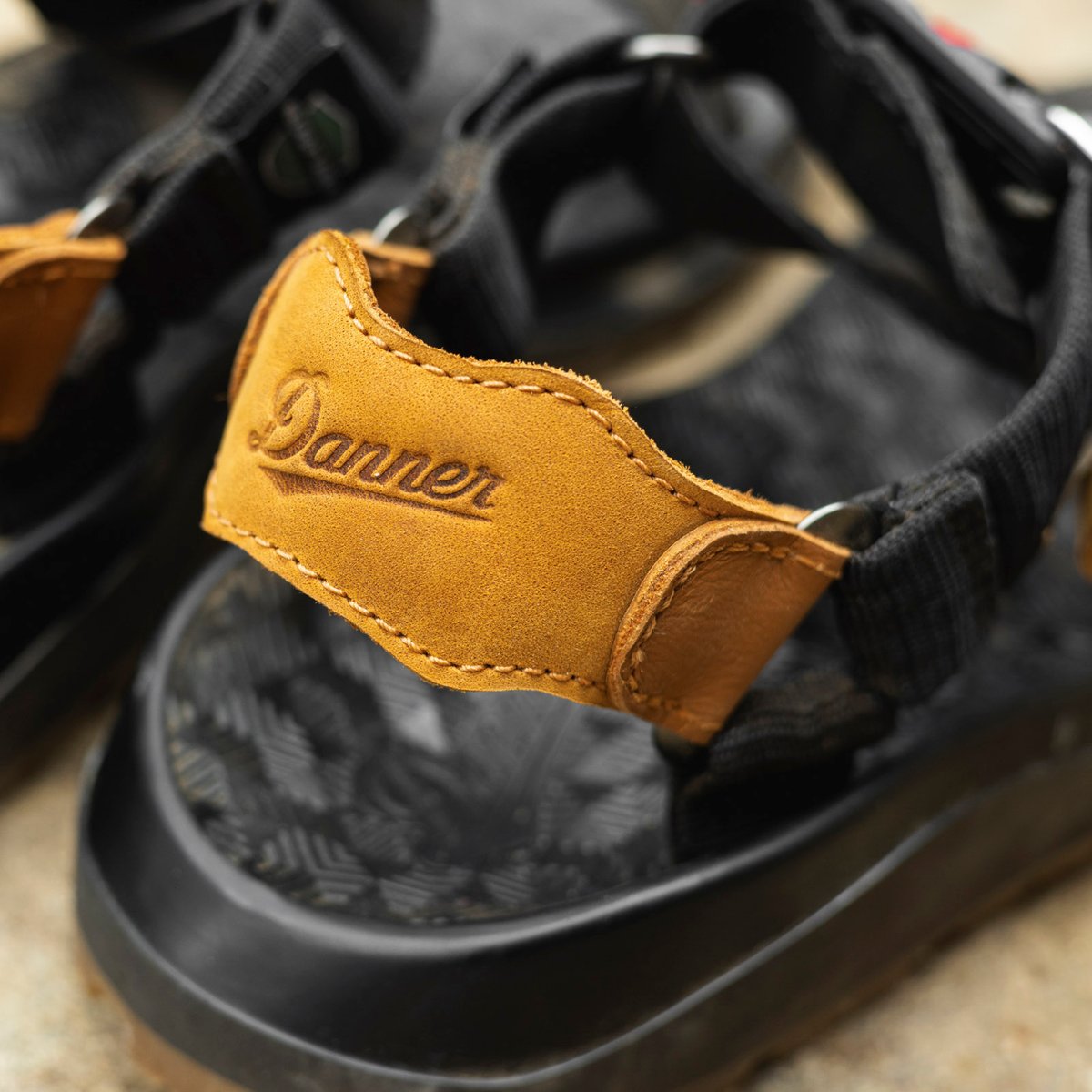 Joseph Leather Sandal Midnight | Danner