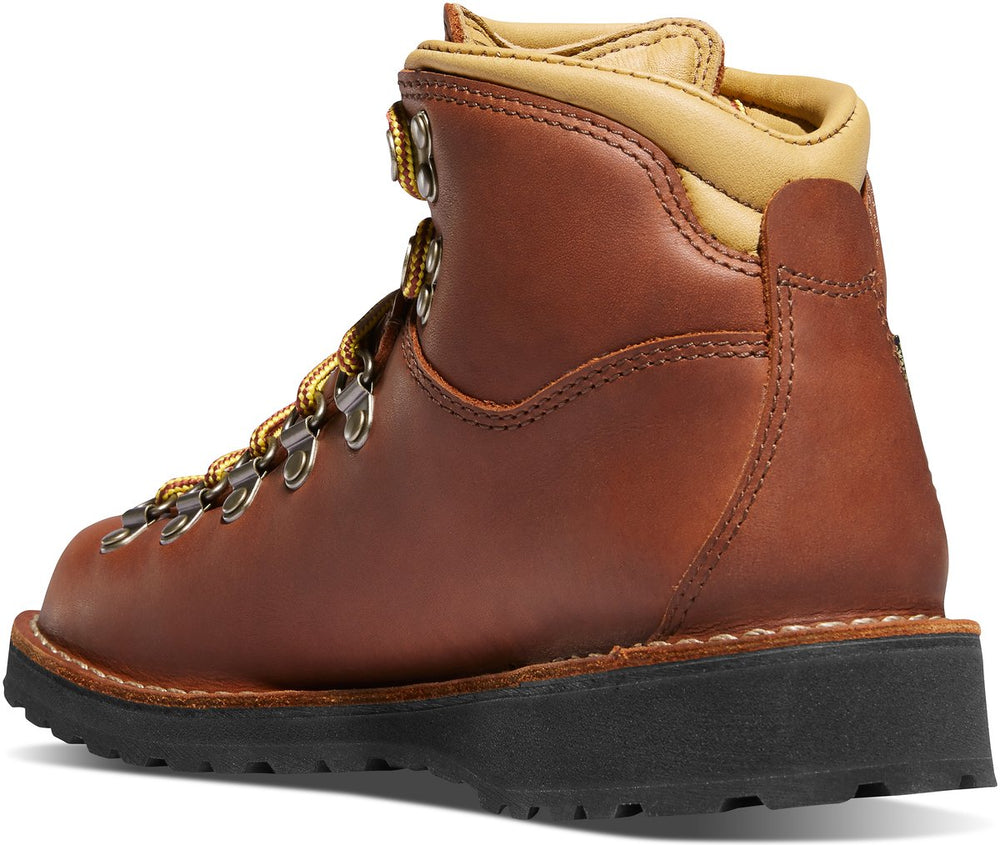 Mountain Pass Cedar | Danner