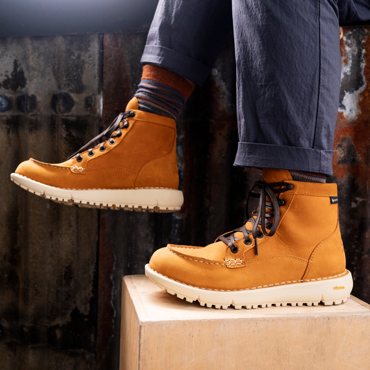 Logger Moc 917 GTX Roasted Pecan | Danner Discount