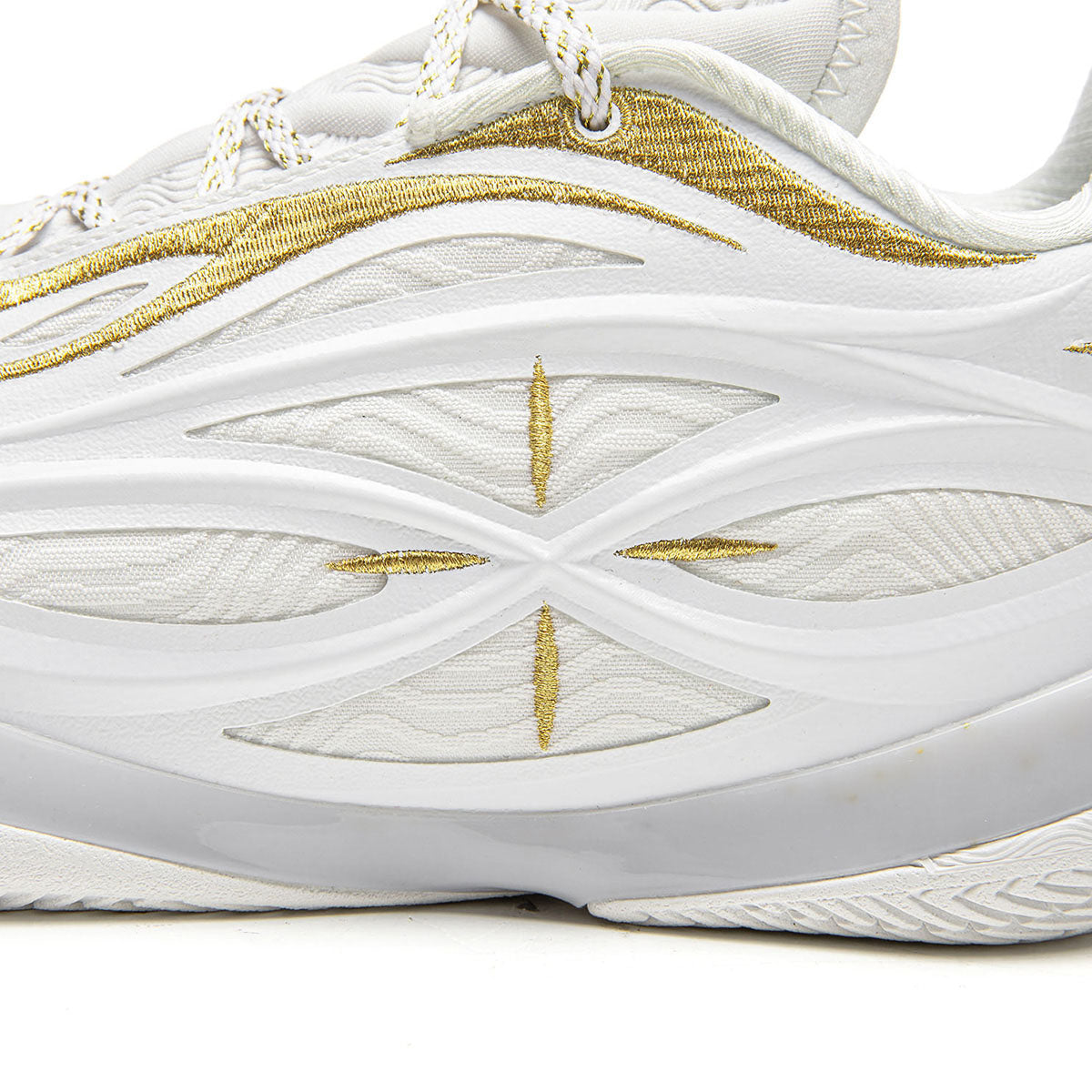 Wade 808 5 Ultra V2 "Golden Time" | Exclusive Deal